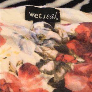 Wet Seal Strapless Bra